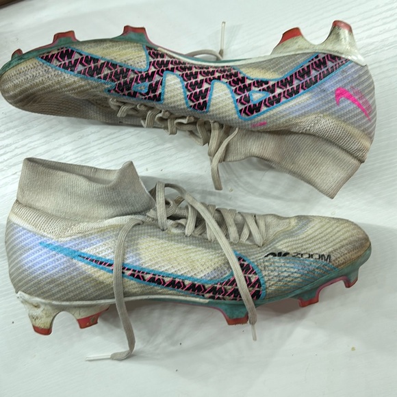 Nike Shoes - Women’s Nike Mercurial Air Zoom